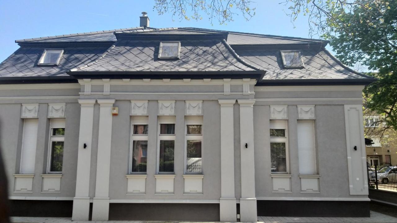 Karpatia Vendeghaz 1201 Budapest Exterior foto